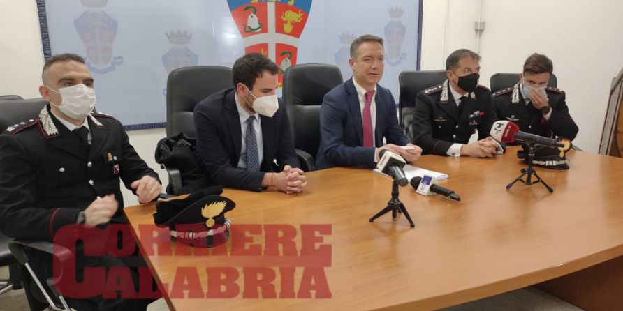 Falvo: «Titoli e master come caramelle» – INTERVISTA