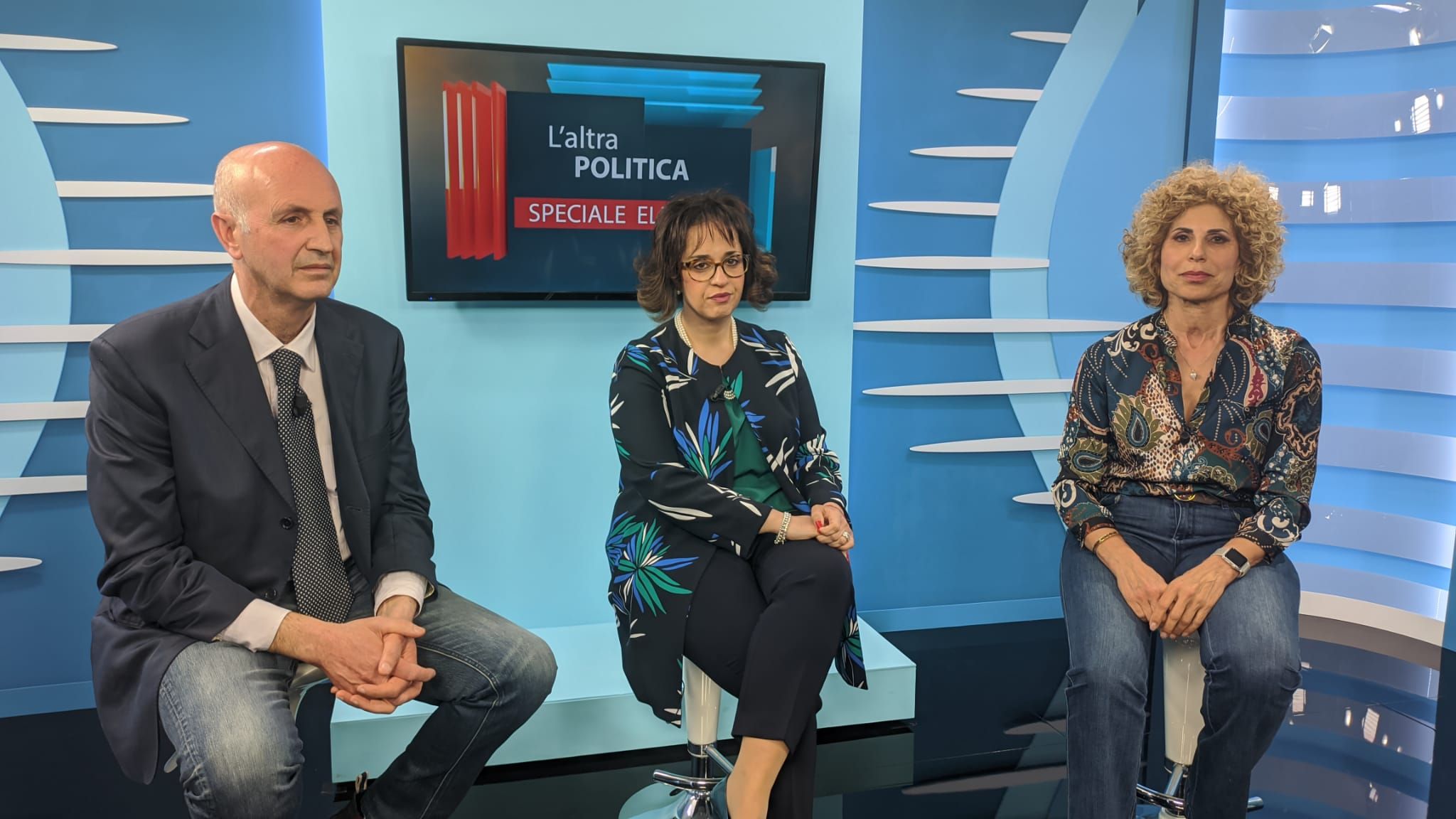 Mutui, servizio idrico e visione. Casali del Manco sceglie tra Rota, Pisani e Morrone – VIDEO