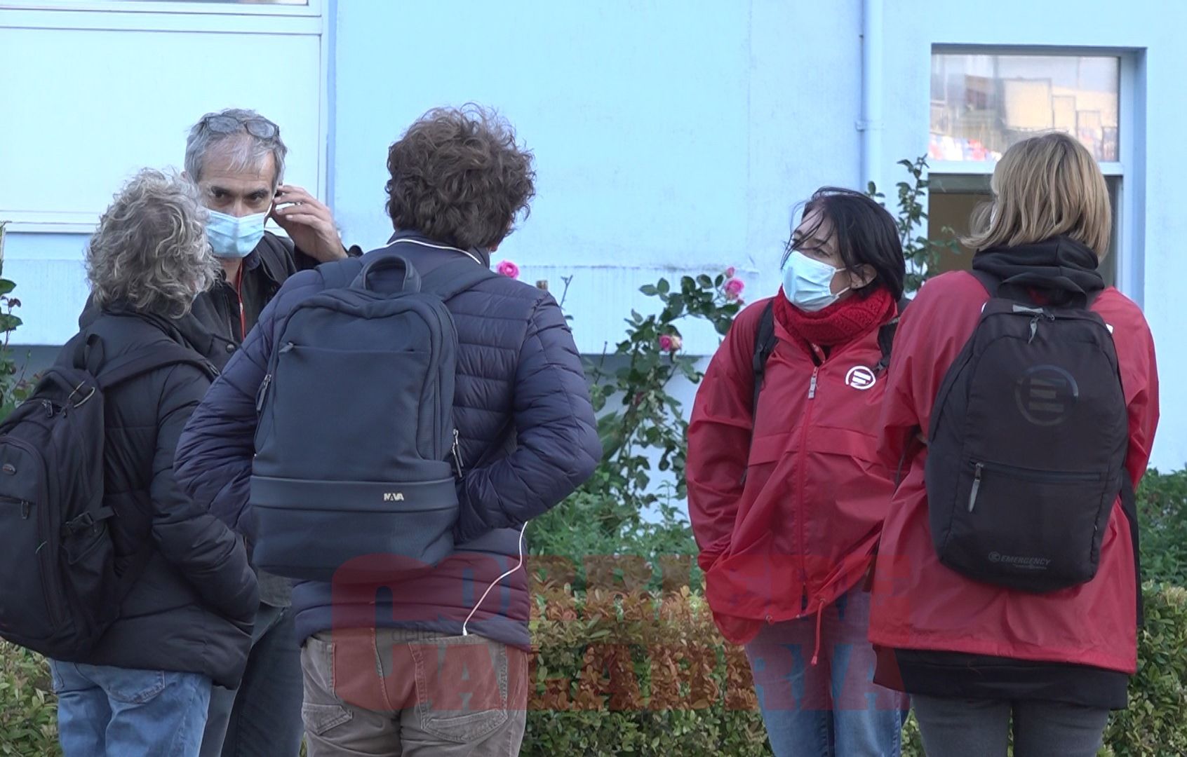 Gino Strada arriva a Crotone, coordinerà l'ospedale da campo