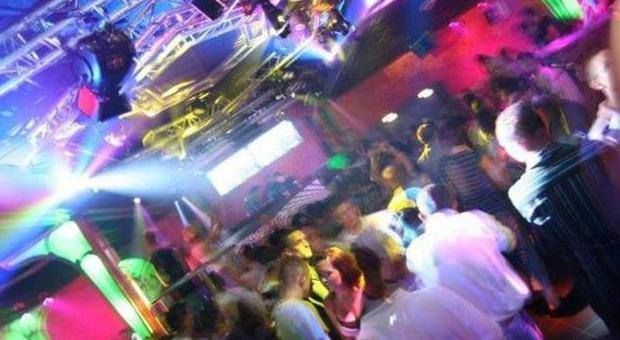 Crotone, sequestrata una discotesa abusiva