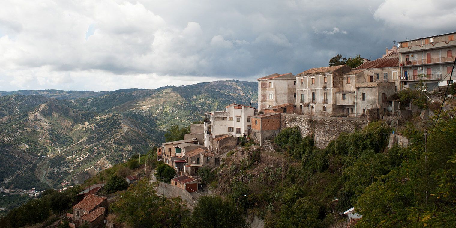 “Terremoto” politico a San Lorenzo, dimissioni di massa e il Comune si scioglie