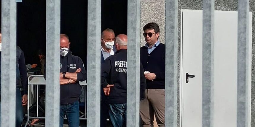 Lo Schiavo e Mammoliti al centro d’accoglienza di Vibo: «Servono mediatori culturali»