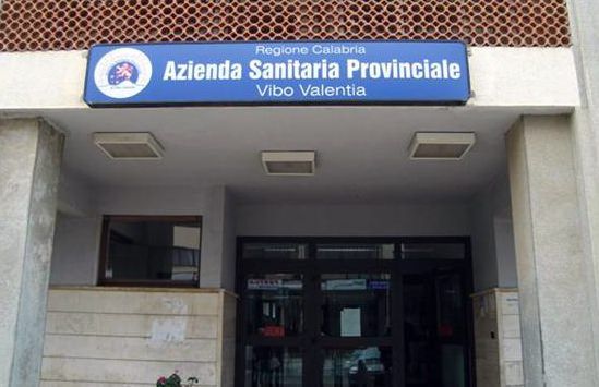 Vibo, ospedali al collasso e dirigenti premiati