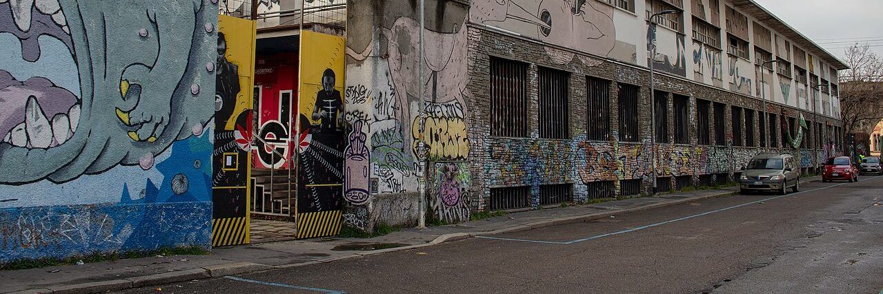 Milano, al via lo sfratto del Leoncavallo