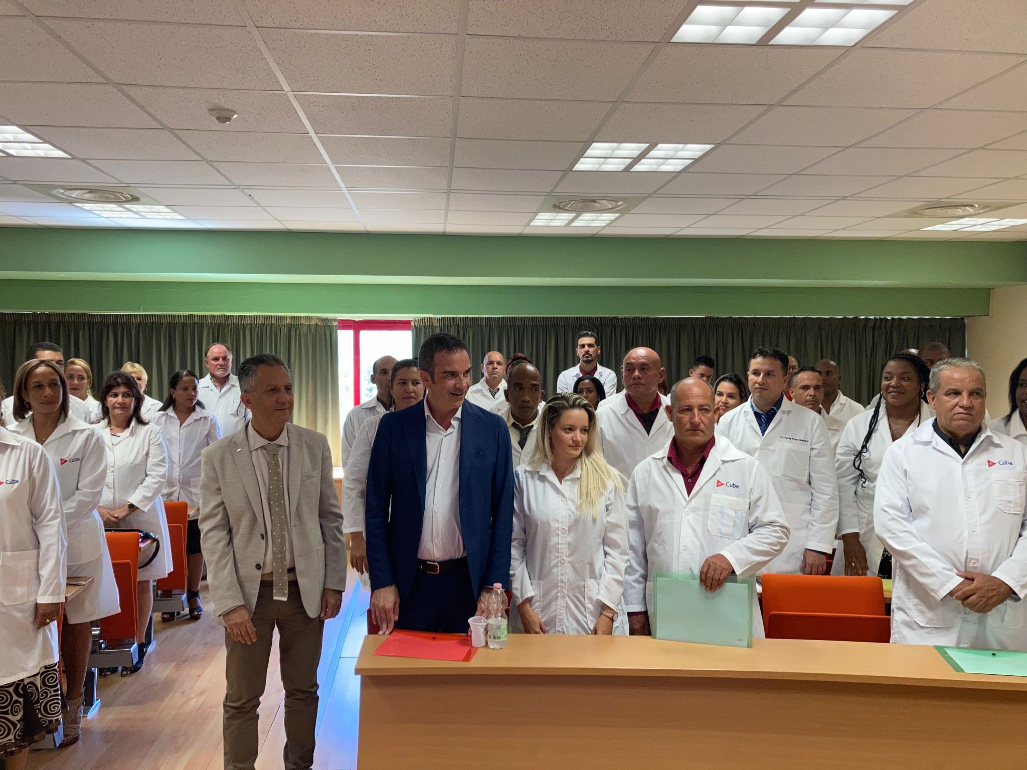 Arrivati all’Unical i 120 medici cubani che sosterranno il corso intensivo di lingua italiana – FOTO