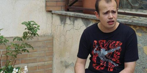 Rischia sei anni per due piantine di cannabis usate per lenire i dolori della fibromialgia