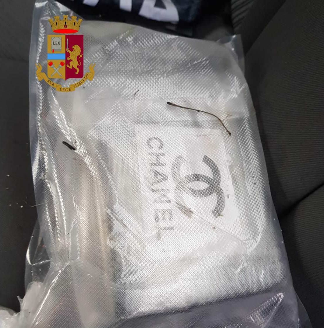 Trovati tre chili di cocaina vicino al “covo” di Strangio