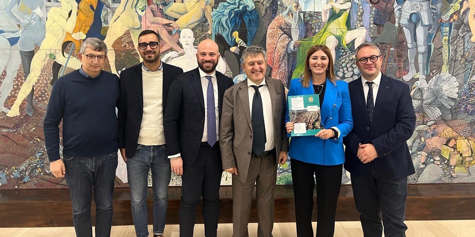 “Grande Cosenza”, illustrato lo studio di fattibilità: «Vantaggi per 160 milioni»