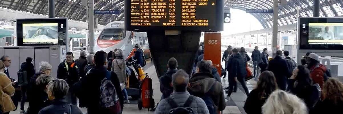 Aspettando l’Alta velocità al Sud: l’estate rovente in treno tra interruzioni, cantieri e ritardi