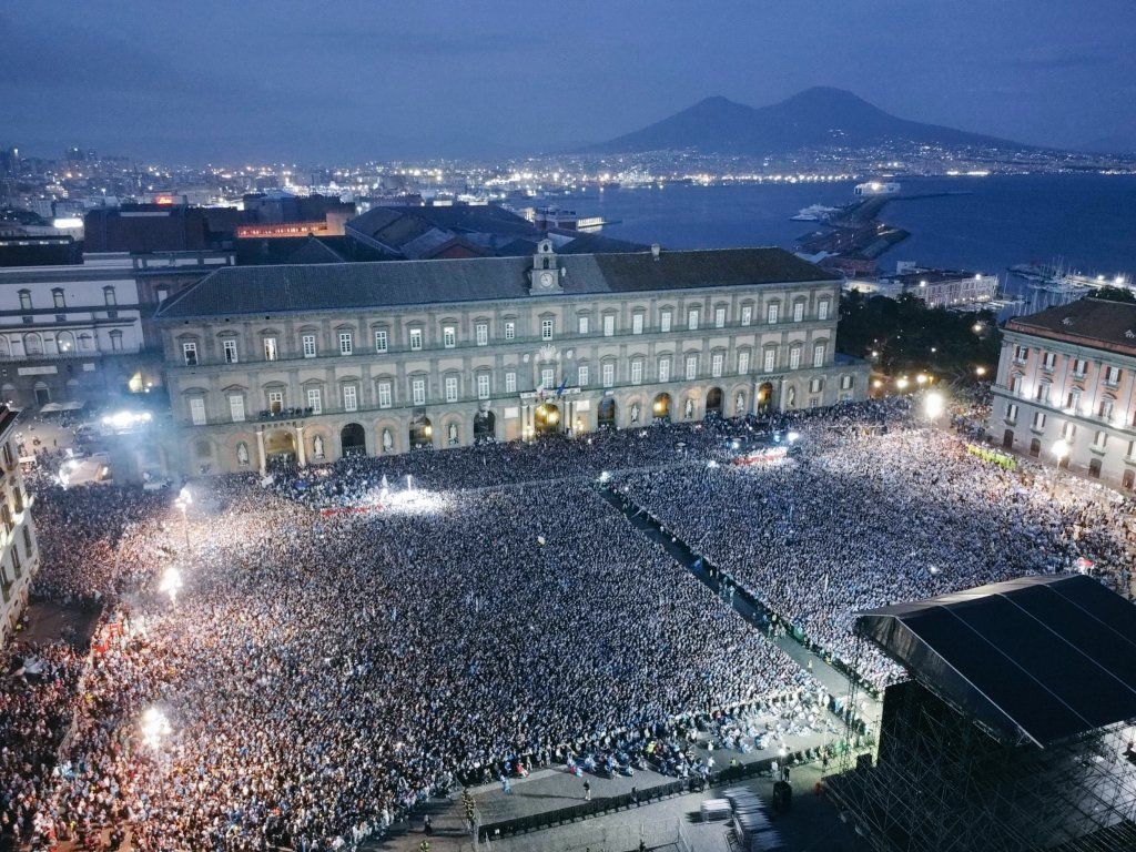 Napoli campione, il bilancio della festa: 10 rapine e 7 aggressioni
