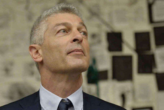 Morra (M5s): «All'Autorità di bacino "proposta regionale "ad personam"»