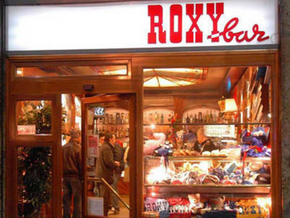 Chiude il Roxy, il celebre bar di "Vita spericolata"