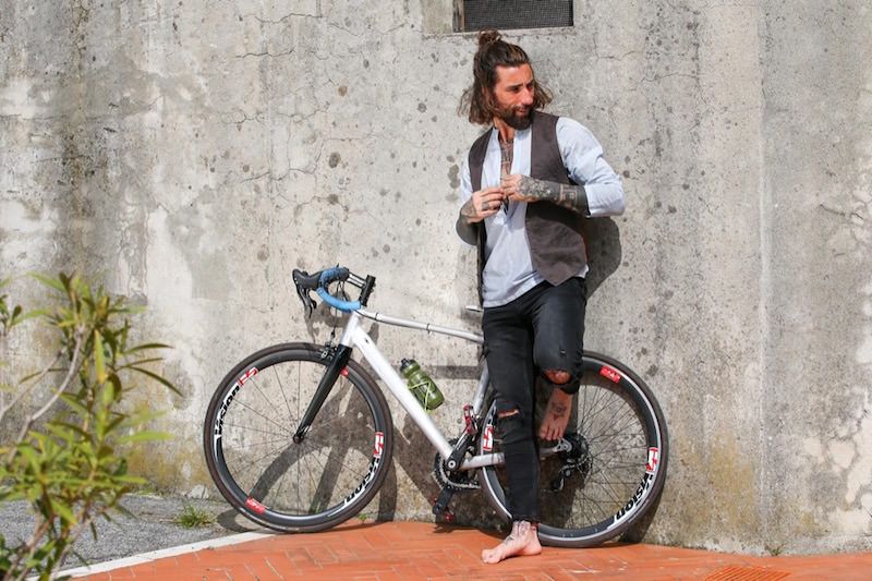 “Brumotti per l'Italia”, il tour fa tappa anche ai Due Mari