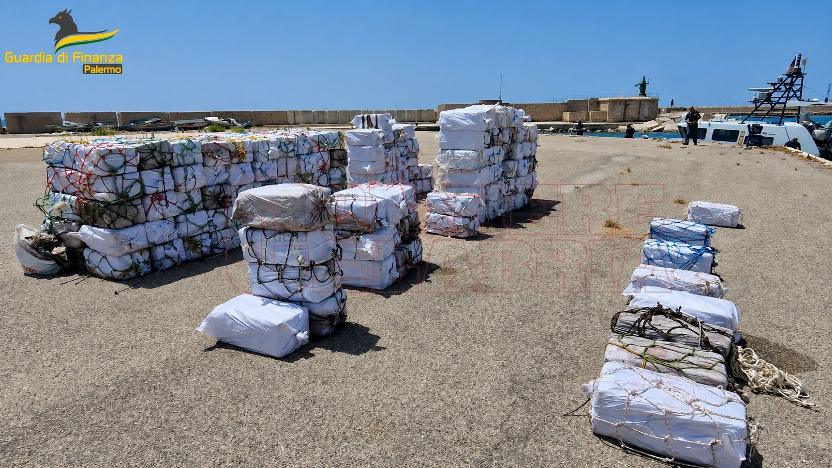 Il maxi carico di cocaina sul peschereccio partito da Bagnara sequestrato in mare aperto. L’uomo dei Bellocco: «L’errore? Spegnere il gps»