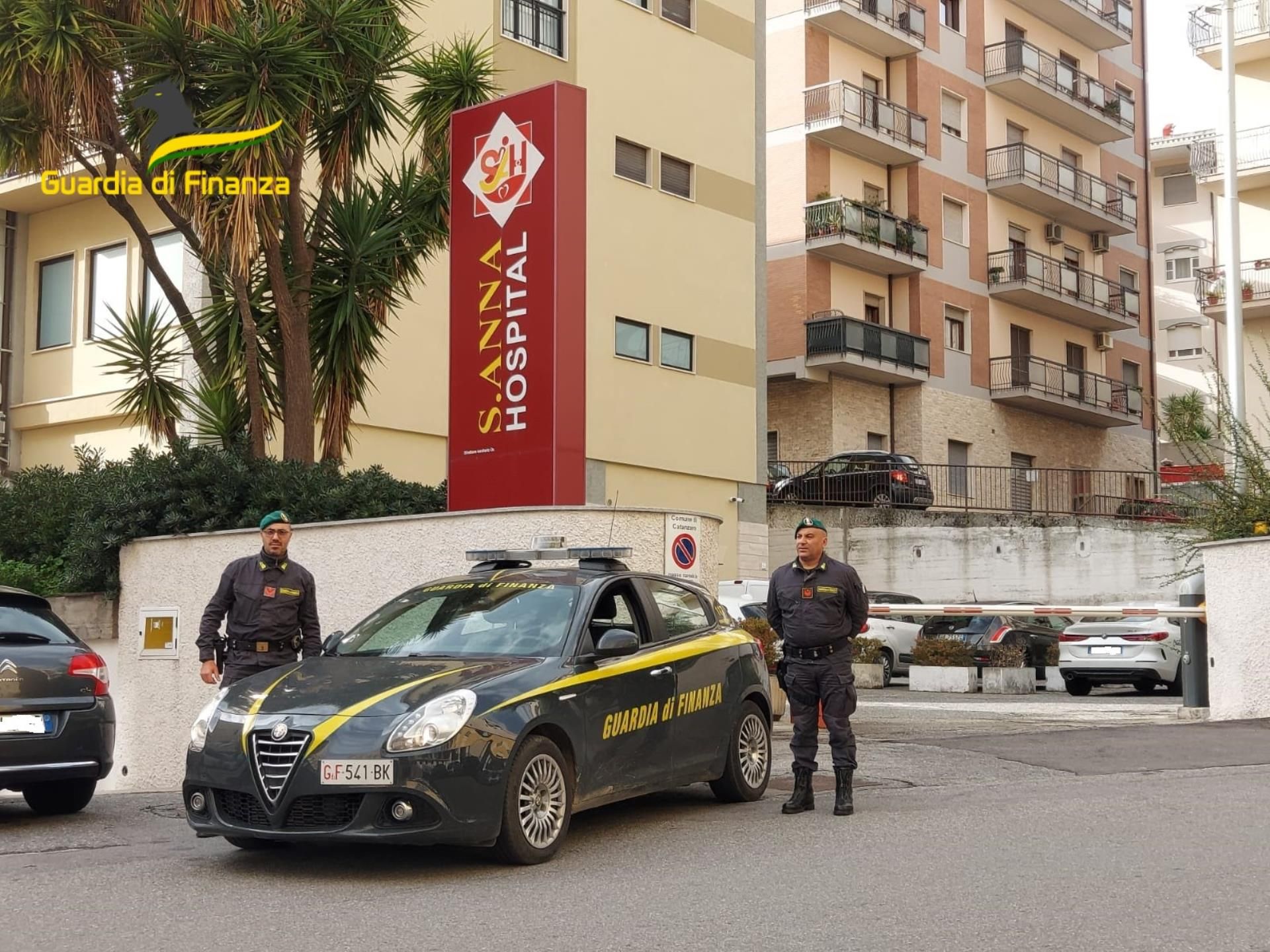 Villa Sant’Anna, lo scandalo delle doppie fatture: sequestro da 20 milioni di euro