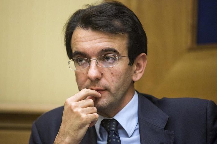 Se la compagna di D'Attorre punta sul (suo) avversario