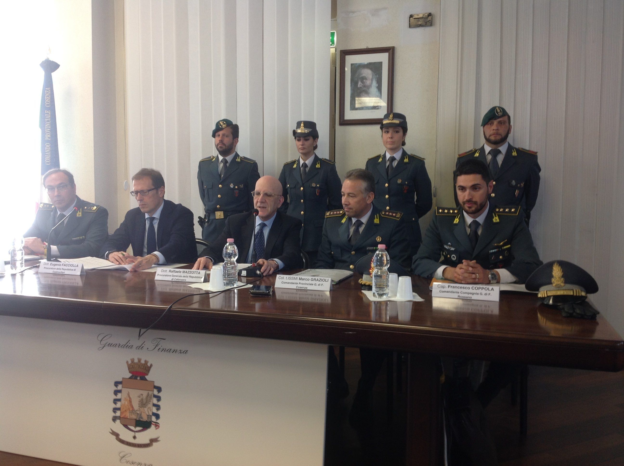 I FURBETTI DEL CARTELLINO | «Anche stamattina a passeggio sul lungomare» – VIDEO