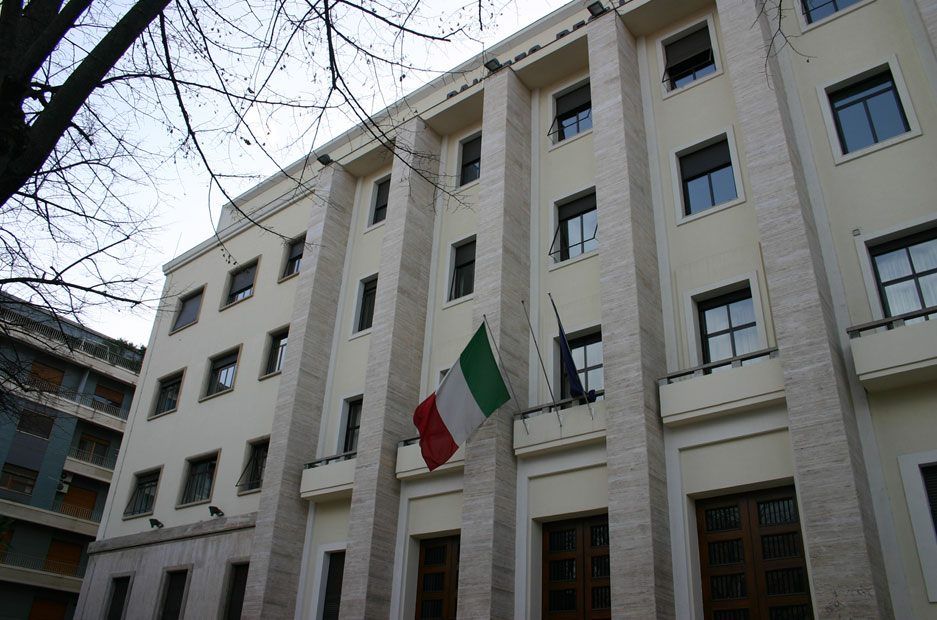 Cosenza, siglato protocollo di legalità Prefettura-Confindustria
