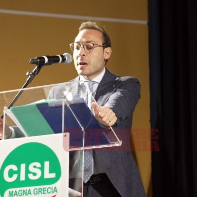 Cisl Magna Graecia: «Serve una particolare attenzione ai possibili percorsi di radicalizzazione in rete»
