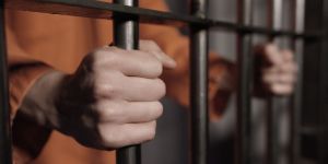 Un 30enne venezuelano detenuto a Vibo, l’attesa di estradazione e la protezione internazionale