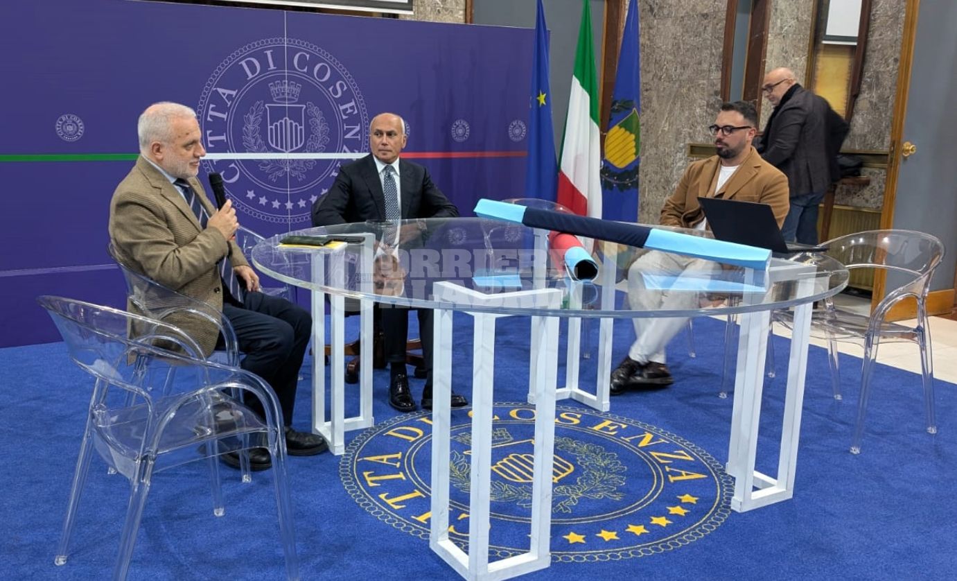 Capodanno, Achille Lauro a Cosenza. E su Sky gli spot che promuovono la città