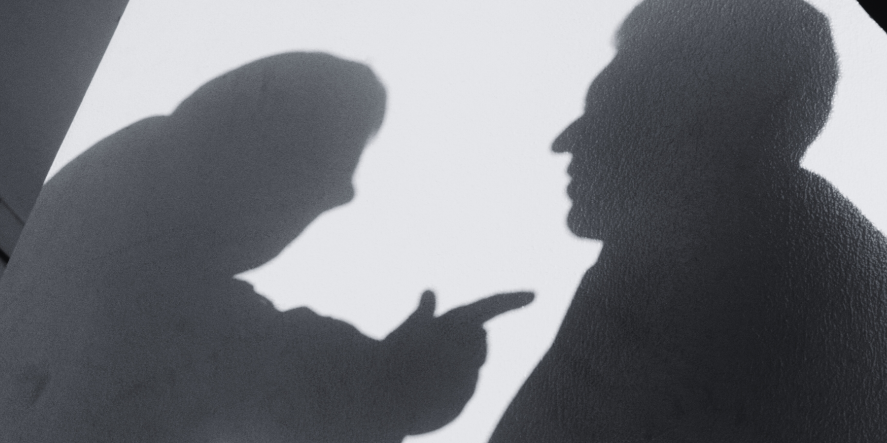 ‘Ndrangheta a Roma, la “minaccia” dell’uomo dei Mancuso. «Ho fatto volare in aria quello per un terreno»