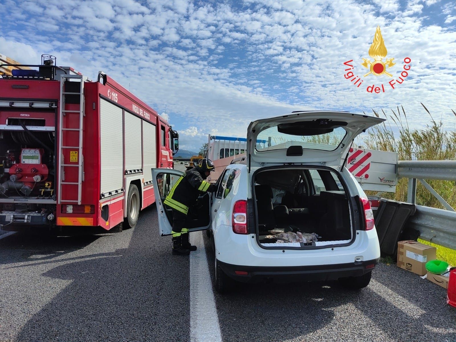 Scontro in A2 nel Lametino, ferite tre persone