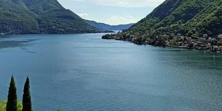 Bimba scompare nelle acque del lago di Como