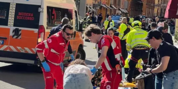 Terrore a Modena: falcia in auto 10 pedoni e accoltella un uomo