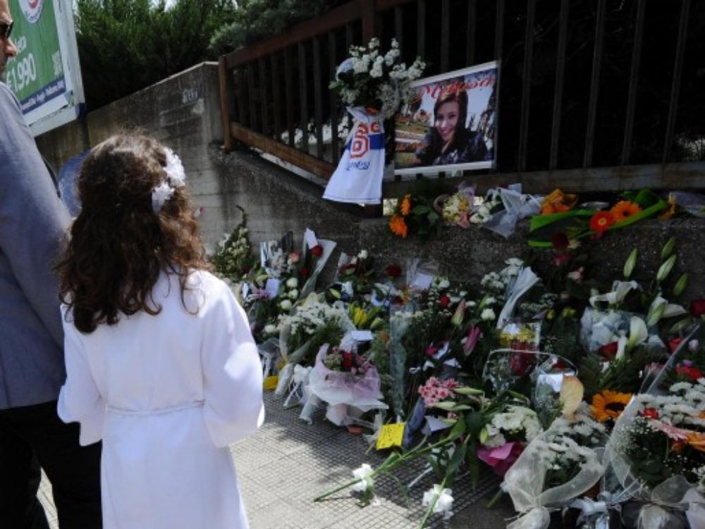 Bomba a Brindisi, il 23 maggio anche la Calabria scende in piazza