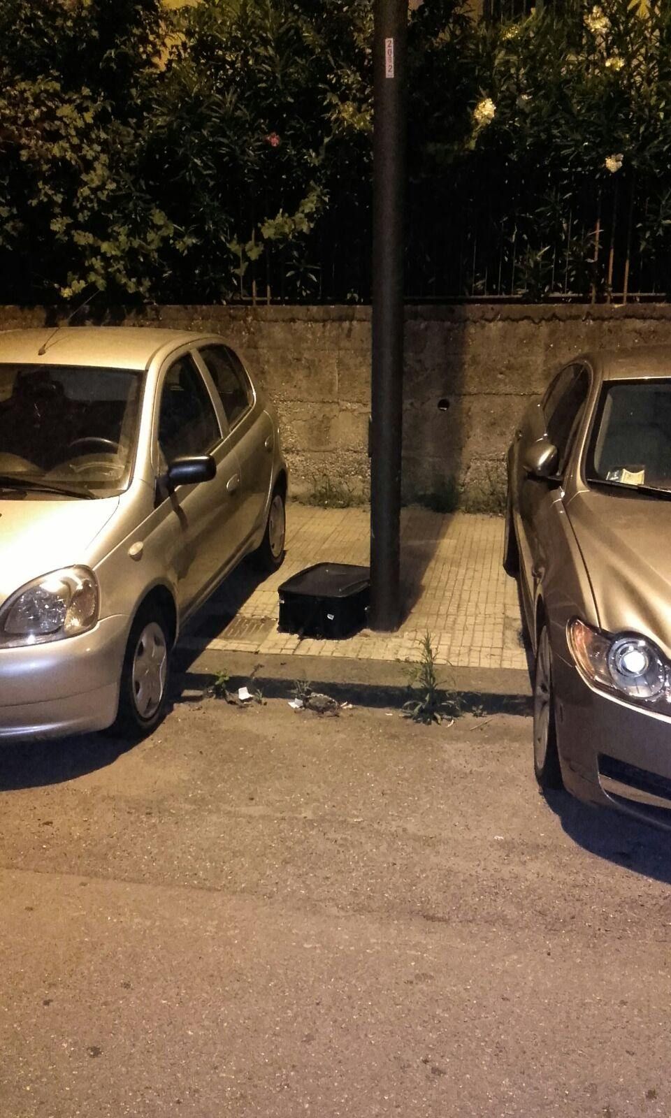 Cosenza, falsi allarmi bomba in Questura