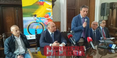 Catanzaro si prepara ad accogliere il Giro d’Italia. Da venerdì a martedì la grande festa della “Carovana Rosa”