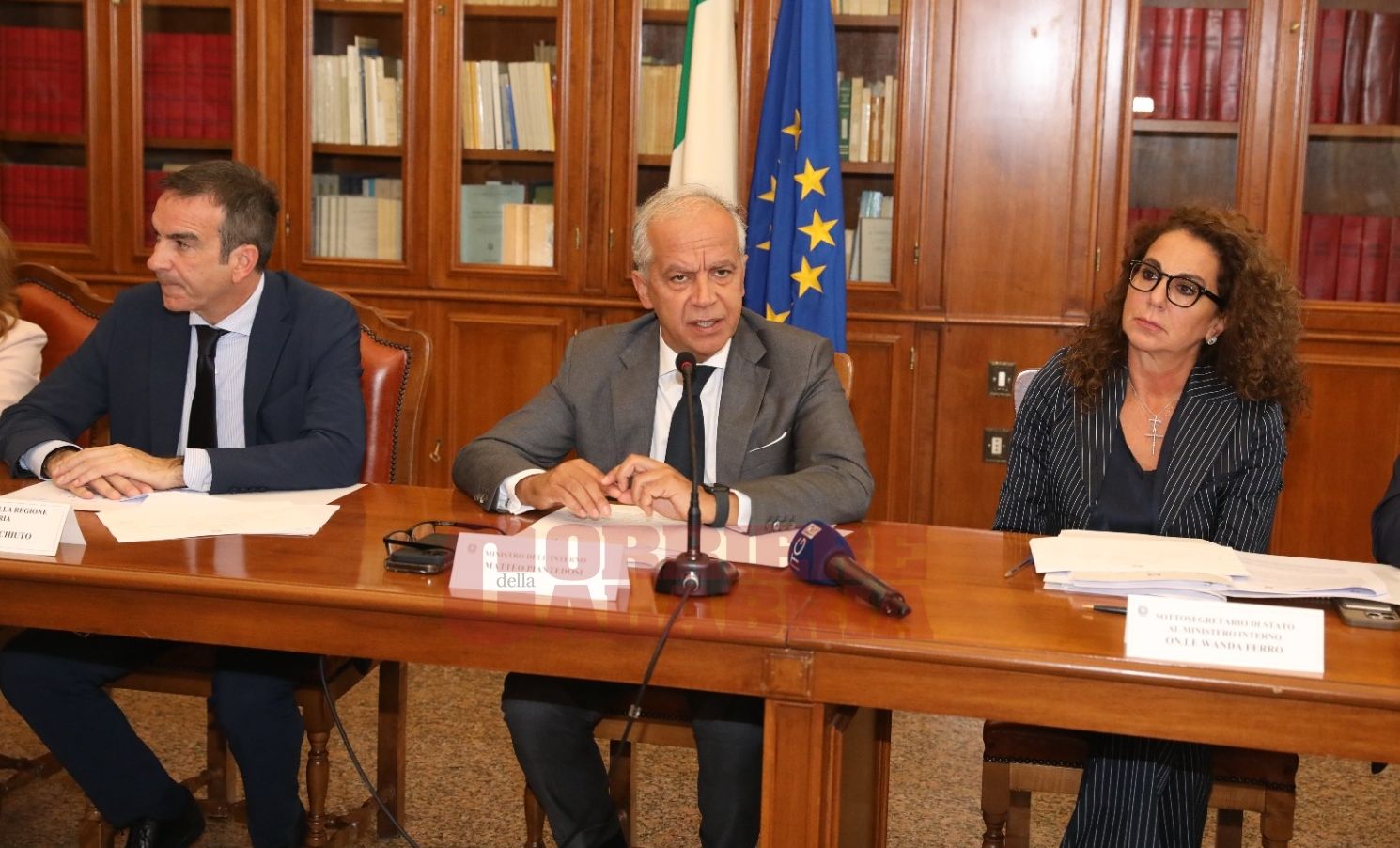 Sicurezza, ecco il “Protocollo Calabria”. Piantedosi: «Questa regione è un modello per le altre»