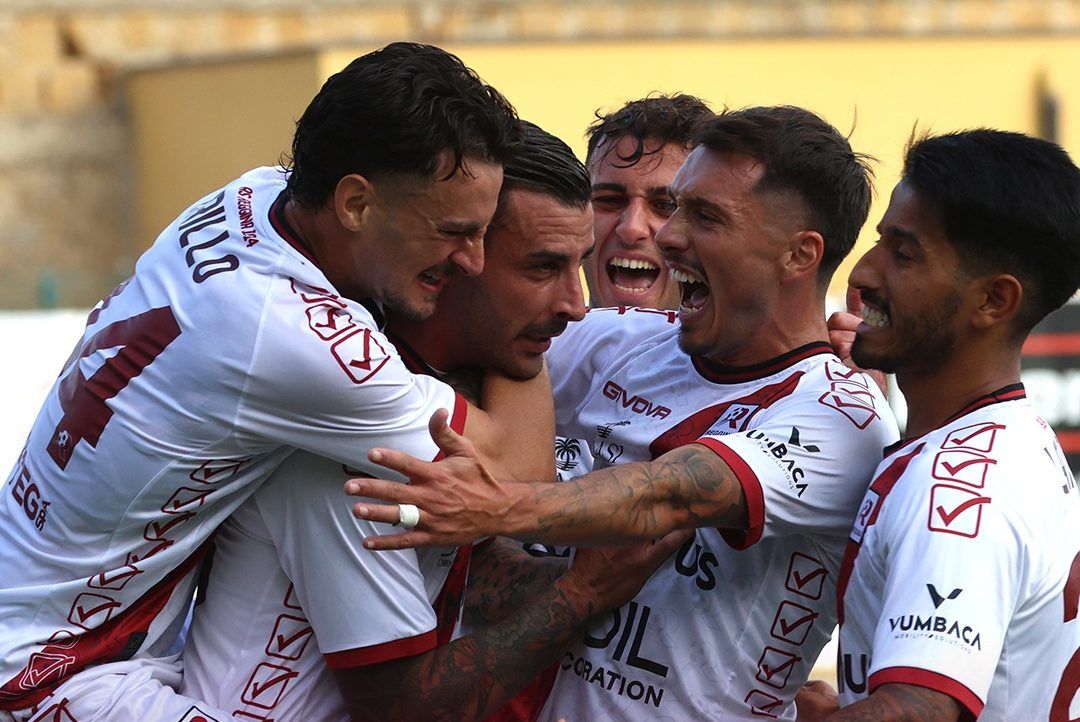 Reggina, buona la prima in campionato per Torrisi. Ko amaro per la Vibonese