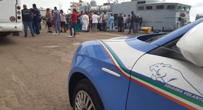 Crotone, arrestati i quattro scafisti dell’ultimo sbarco