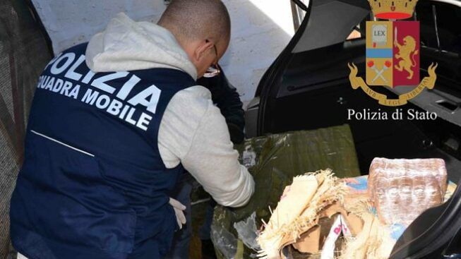 Narcotraffico a Roma, coinvolti due calabresi. Sequestrati oltre 100kg di droga – VIDEO