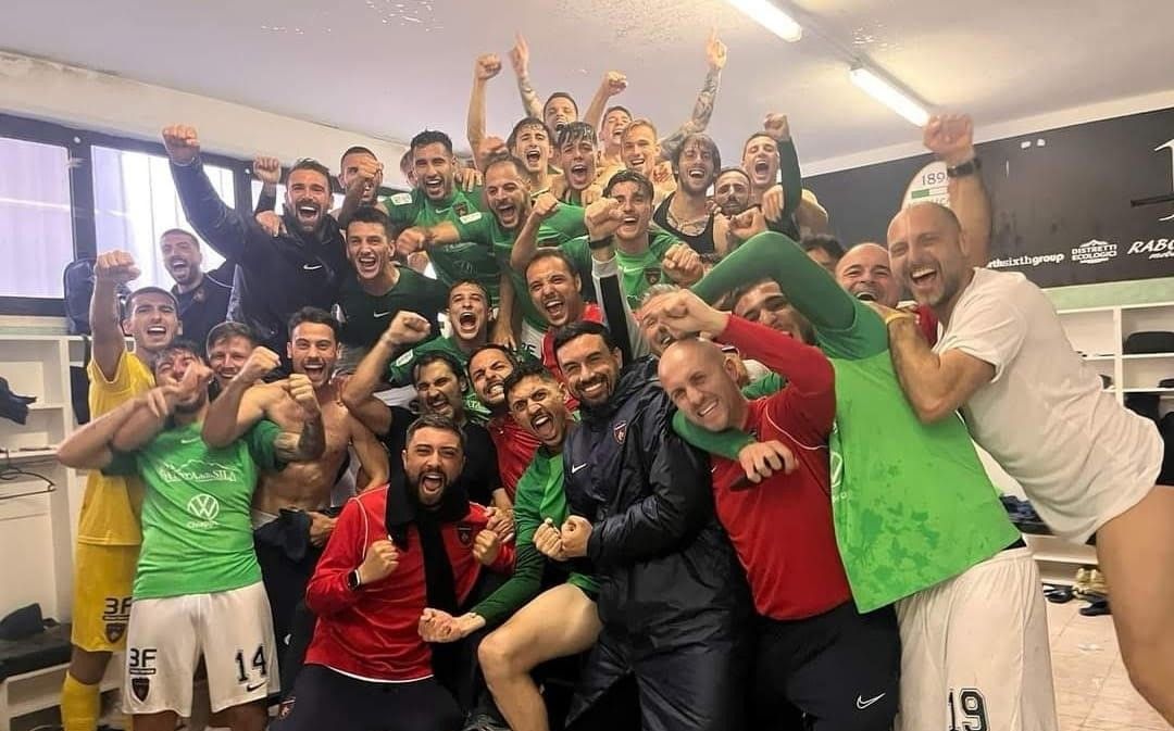 Tutino fa volare il Cosenza ad Ascoli. Vittoria che vale la salvezza