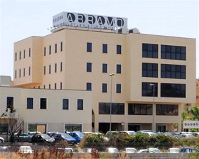 Crotone, spari contro la Datel