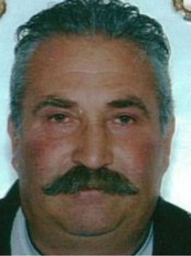 Agguato a Camini, freddato un barista