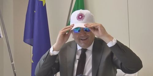 fausto_orsomarso_gadget_cappello