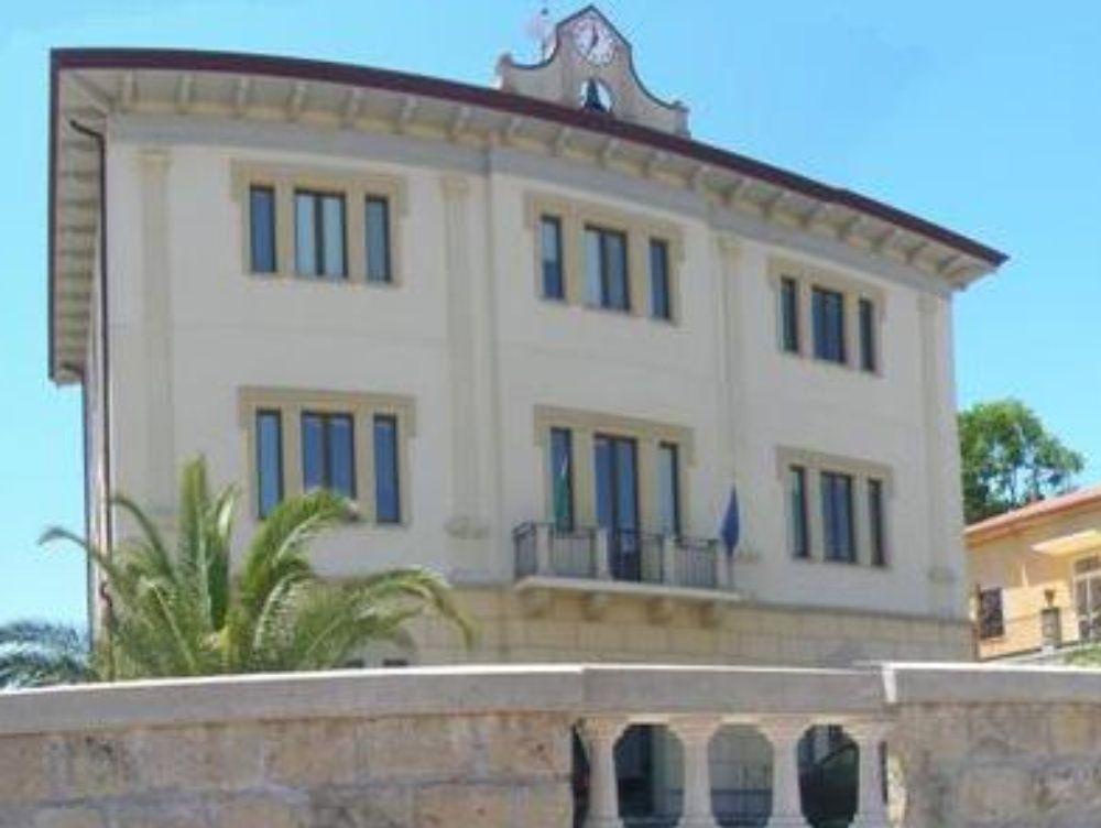 Caraffa del Bianco, piange una statua di Gesù Bambino