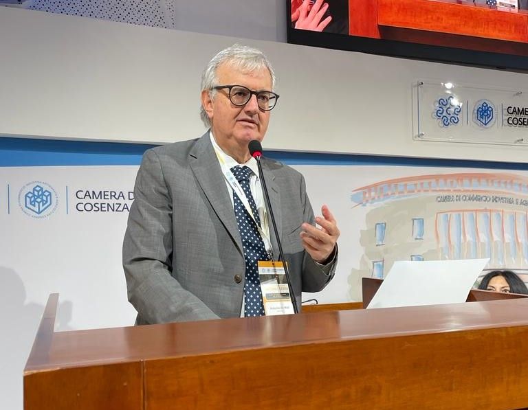 Sostegno economico a chi denuncia il racket, Confcommercio sostiene De Masi