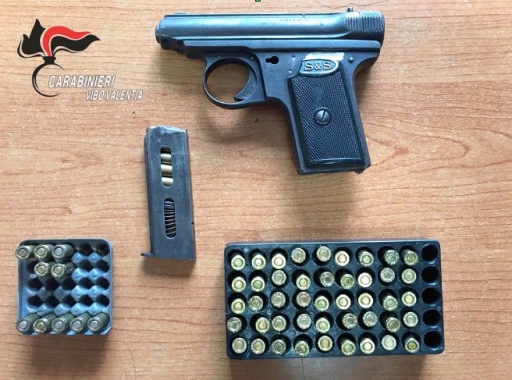 Armi, arrestati marito e moglie nel Vibonese