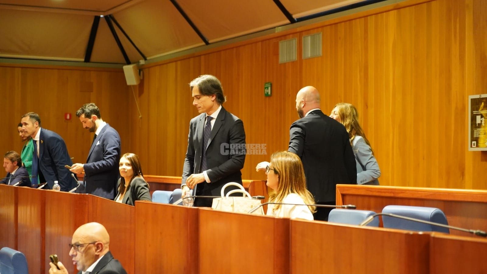 Il Pd all’attacco di Occhiuto e del centrodestra: «Meno partecipazione e più poltrone»