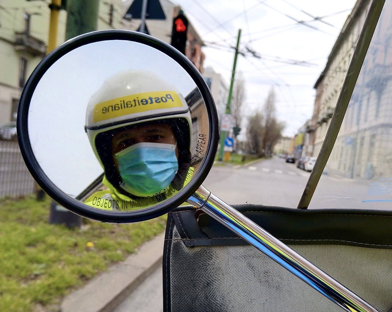 «Il postino calabrese che "sfida" il virus»