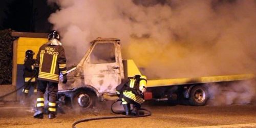 incendio mezzi spazzatura vibo