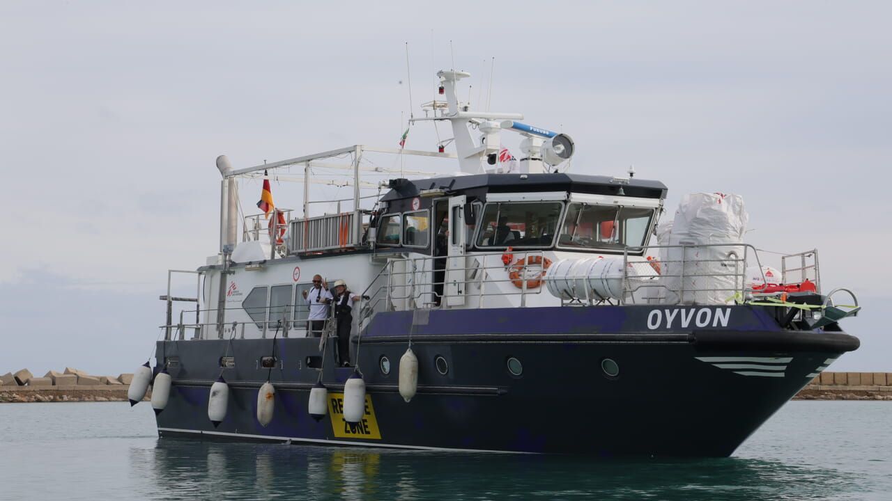 Mediterraneo, soccorse 48 persone su due imbarcazioni