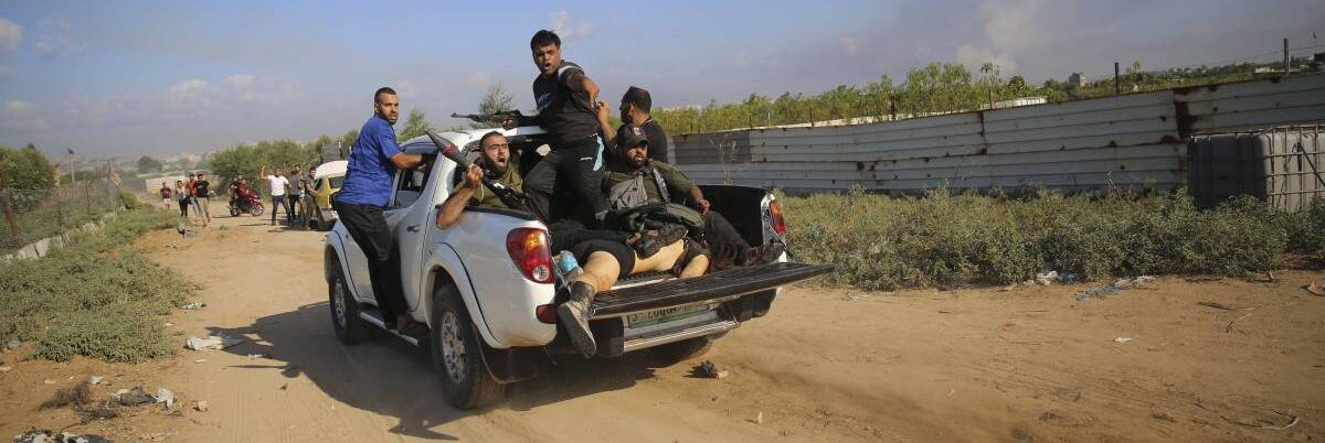 Premio alla foto di Shani rapita da Hamas, è polemica