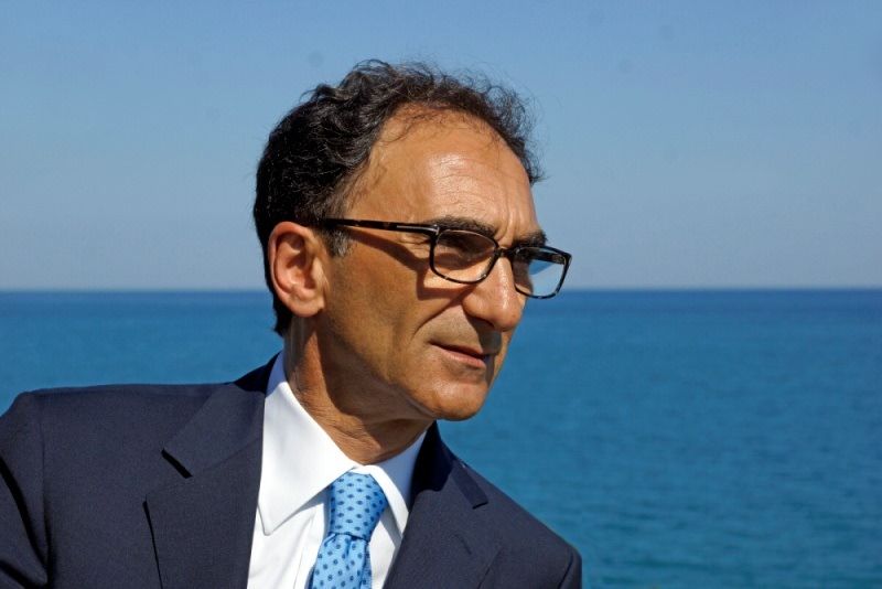 «Oliverio non dimentichi il nuovo ospedale di Catanzaro»