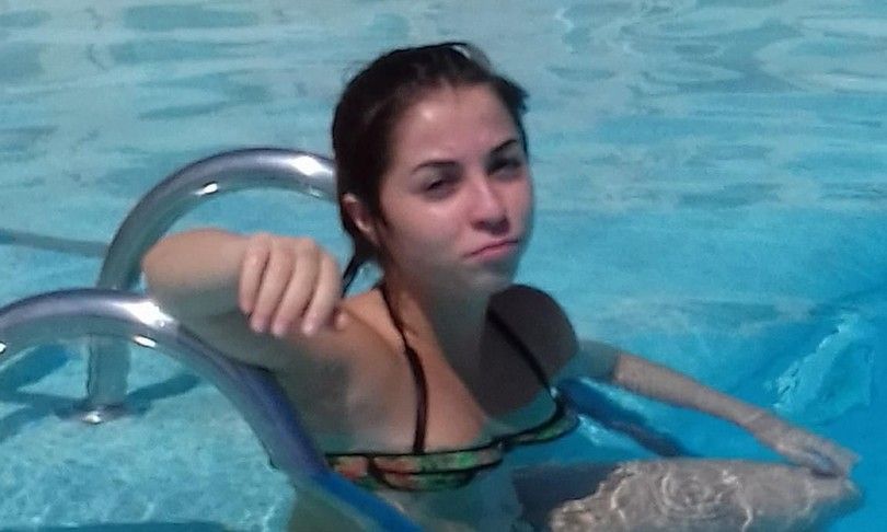 Tragedia a Satriano. Cinque ore di autopsia: Simona ha cercato di difendersi